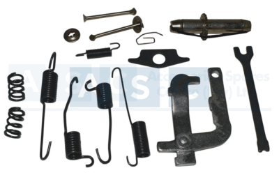 BRAKE SHOE SPRING KIT RH KIA K2700