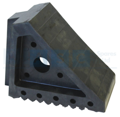WHEEL CHOCK H/DUTY RUBBER 2TON L=210MM W=100MM H=135MM